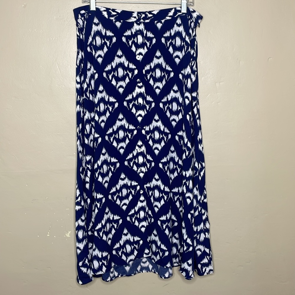 TALBOTS Skirt Blue & White Long Line A Shape Decorative Covered Buttons 14